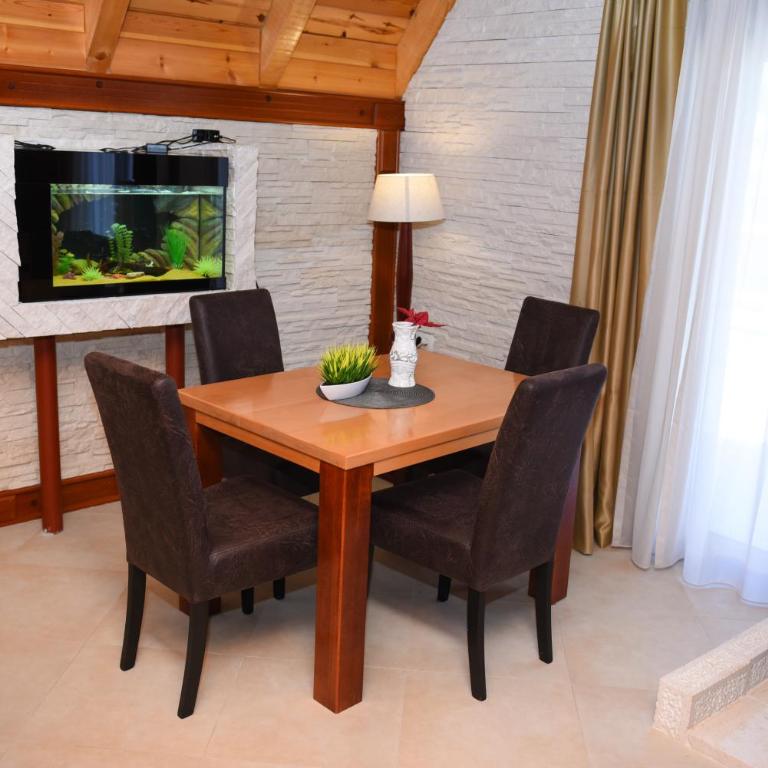 Gora Home 9 - Three-Bedroom Villa - 9