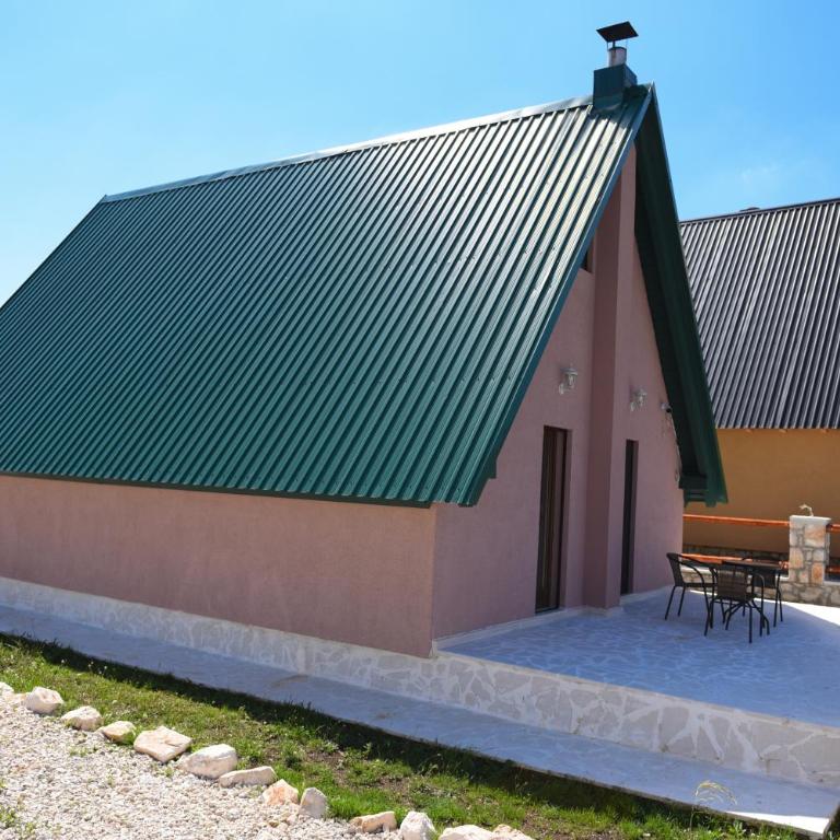 Gora Home 9 - Three-Bedroom Villa - 38