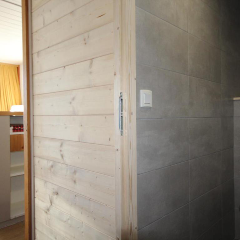 Duplex calme avec balcon - 6 pers, Charmettoger - FR-1-346-335 - Studio - 6