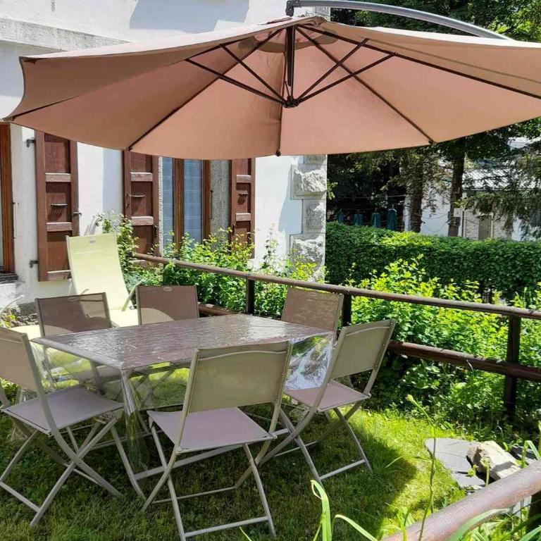 Appartement rénové avec jardin, proche activités et centre, piscine et randonnées à 5mn - FR-1-517-60 - Apartamento - 11