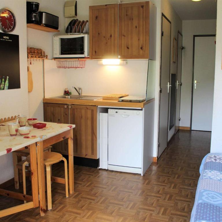 Charmant T2 à Vars Sainte Marie, balcon sud, à 300m des pistes, navettes gratuites, animaux acceptés - FR-1-330B-196 - Apartamento - 1