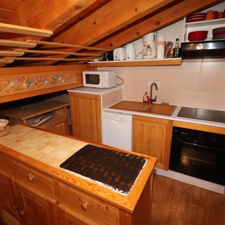 Appartement Confortable au Cœur de Tignes le Lac, Idéal pour 6 Personnes - FR-1-502-373 - Apartment - 2