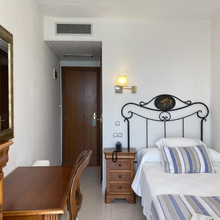 Hotel Costa Brava - Habitación Individual - 5