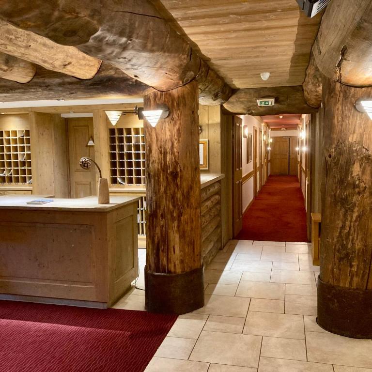 Appartement ARC 1950 m, Ski au pied, piscine extérieure chauffée, remontées mécaniques à 100m, sauna et salle de sports - Appartement - 27