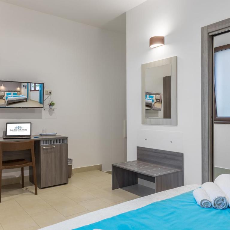 Casa dell'Aromatario b&b - Deluxe Double Room with Sea View - 20