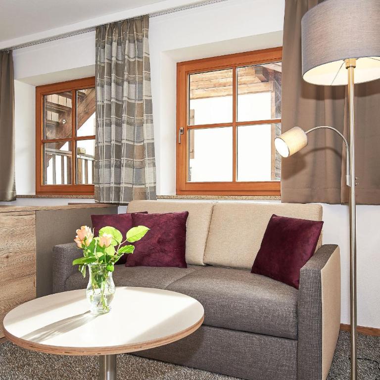 Hotel Neuhäusl - herzlich familiär - Junior Suite - 3