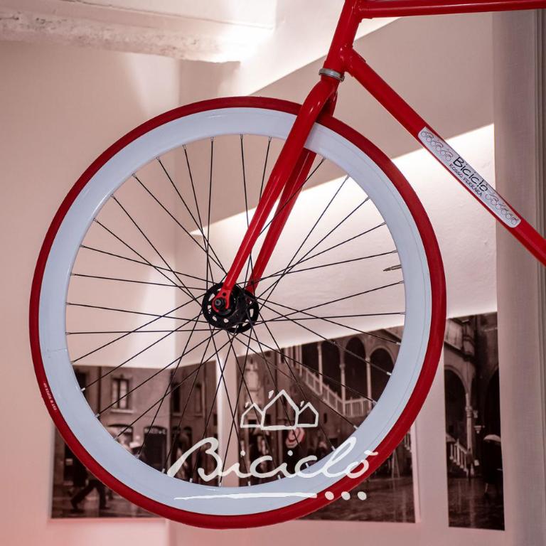 Biciclo' Rosso Ferrara - Loft - 14