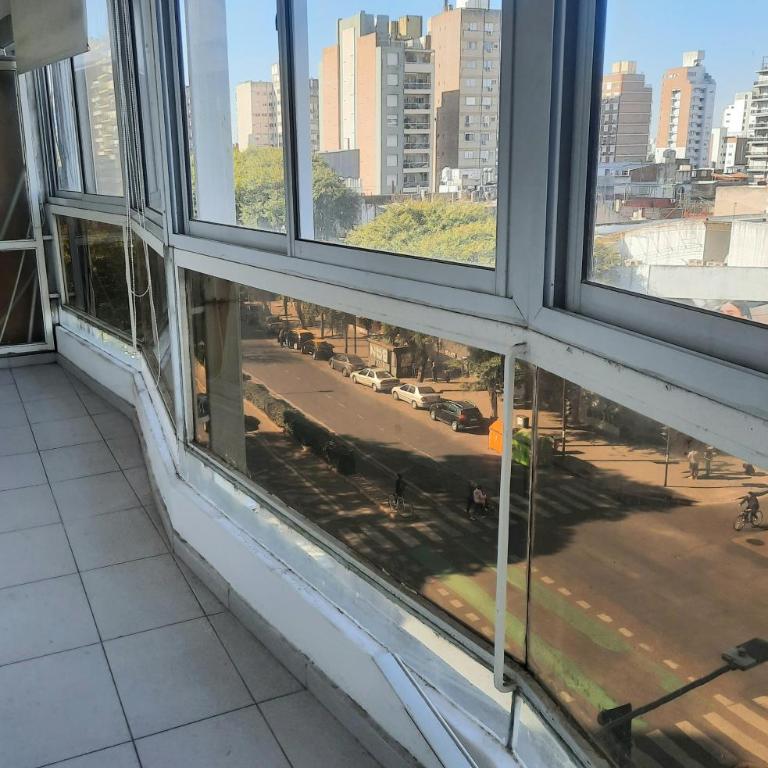 Departamento Categoría Av Pellegrini y San Martín, 2 dormitorios. - Apartamento de 2 dormitorios - 8