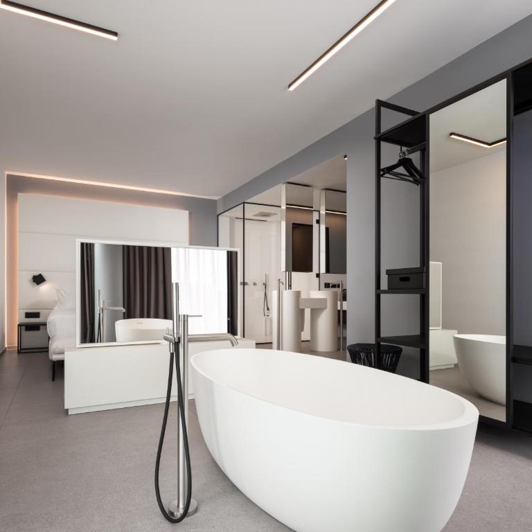 J44 Lifestyle Hotel - Suite King - 7