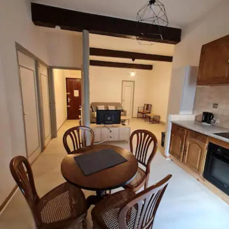 Charming authentic apartment in central location - Apartamento de 2 dormitorios - 8