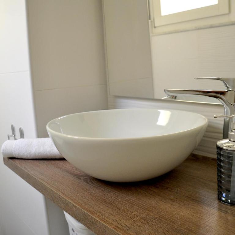 Luxury Apple Room Apartment Cagliari - Appartamento con 1 Camera da Letto - 14