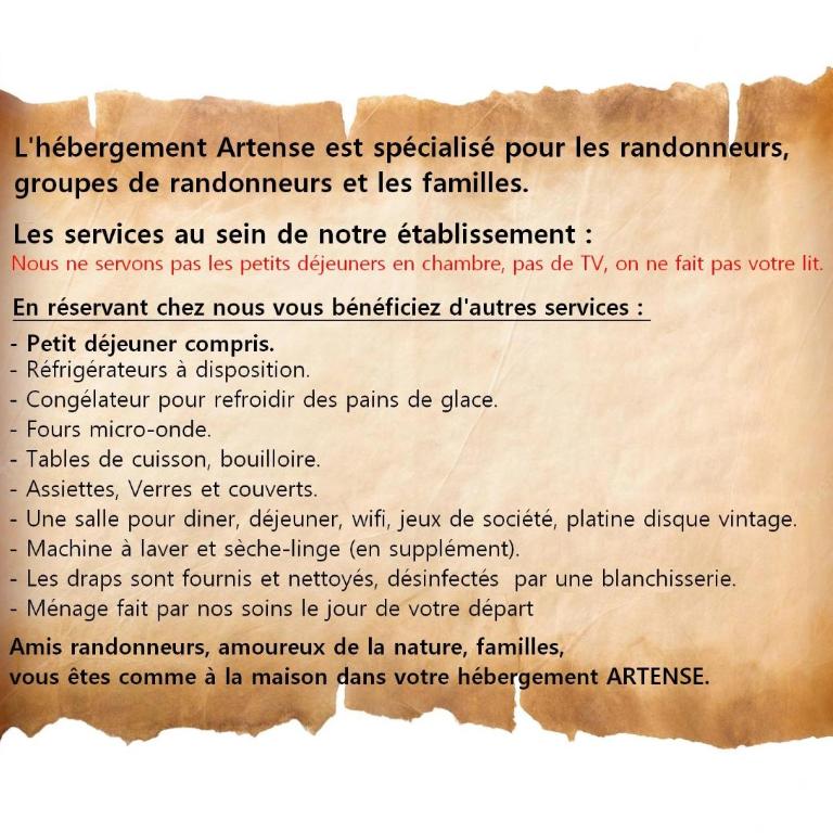 Hébergement Artense - Chambre Quadruple avec Salle de Bains Privative - 11