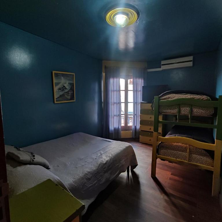 Hostel Ruca Potu - Habitación Cuádruple con baño privado externo - 8