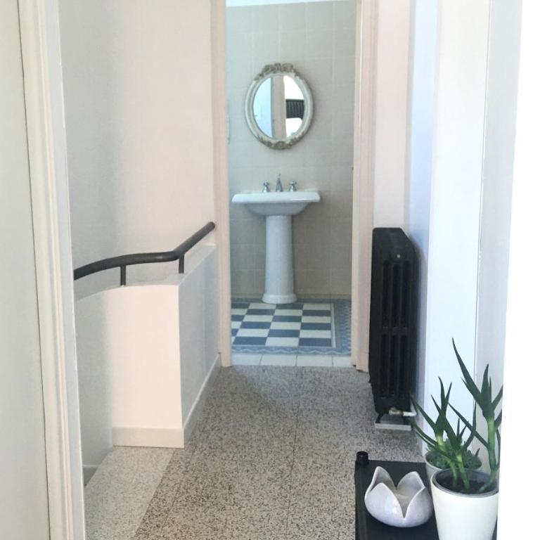 Dans une maison, appartement indépendant et jardin - Appartement 2 Chambres - 36