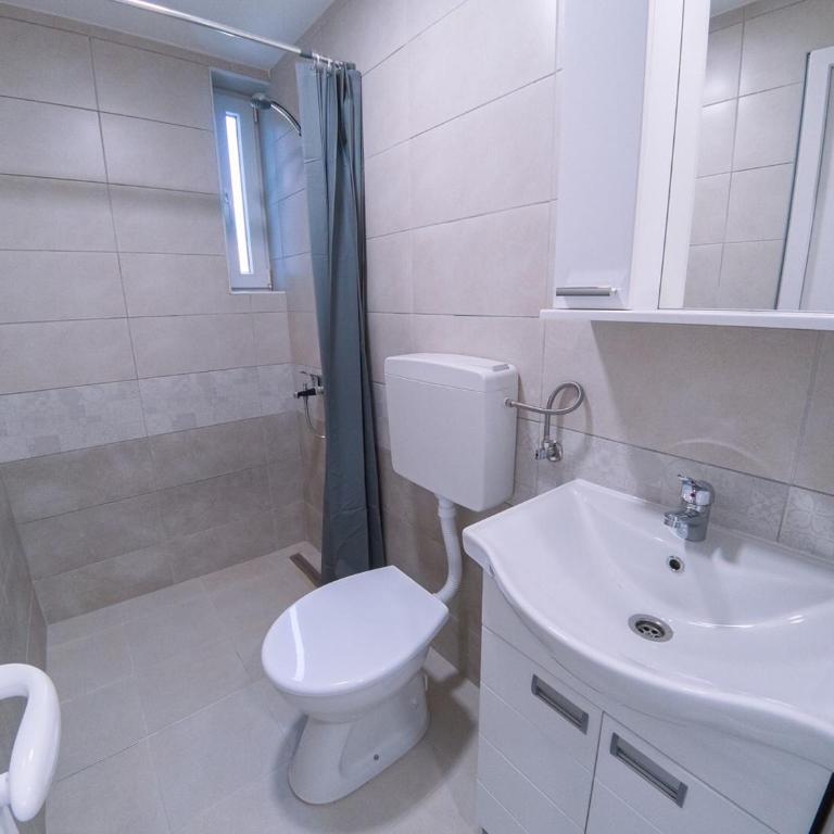 Milutinn-Kruška-Magnolija - One-Bedroom Apartment - 12