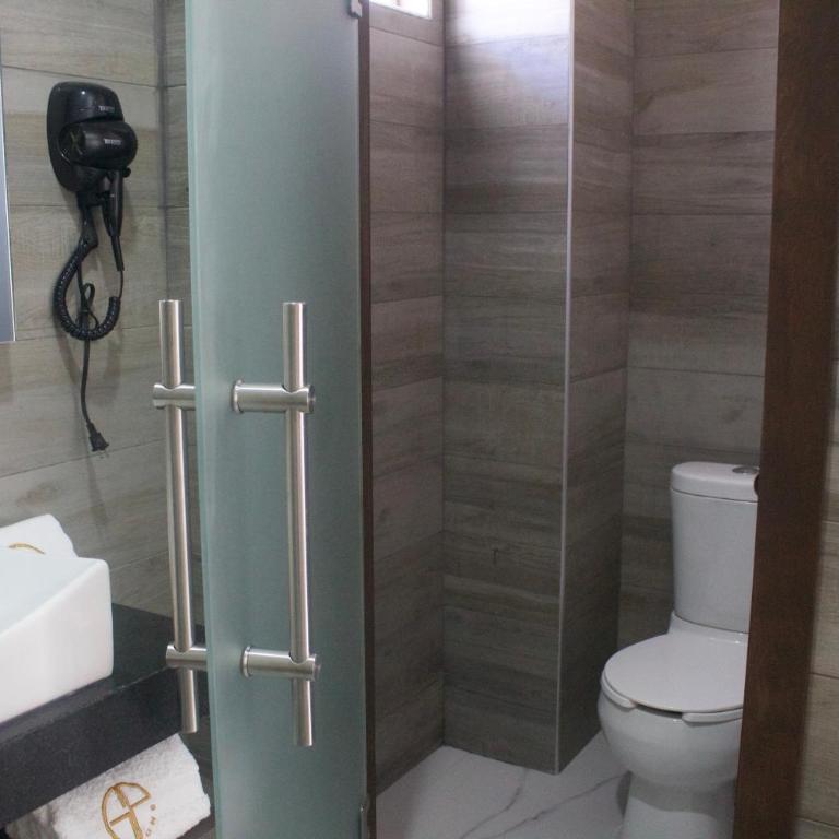 Hotel Grand One Plaza - Habitación Deluxe - 6
