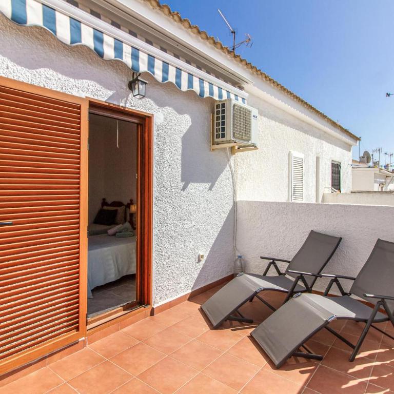 Beautiful Home In Torrevieja - Casa de vacaciones de 2 dormitorios - 15