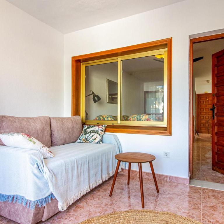 Beautiful Home In Torrevieja - Casa de vacaciones de 2 dormitorios - 16