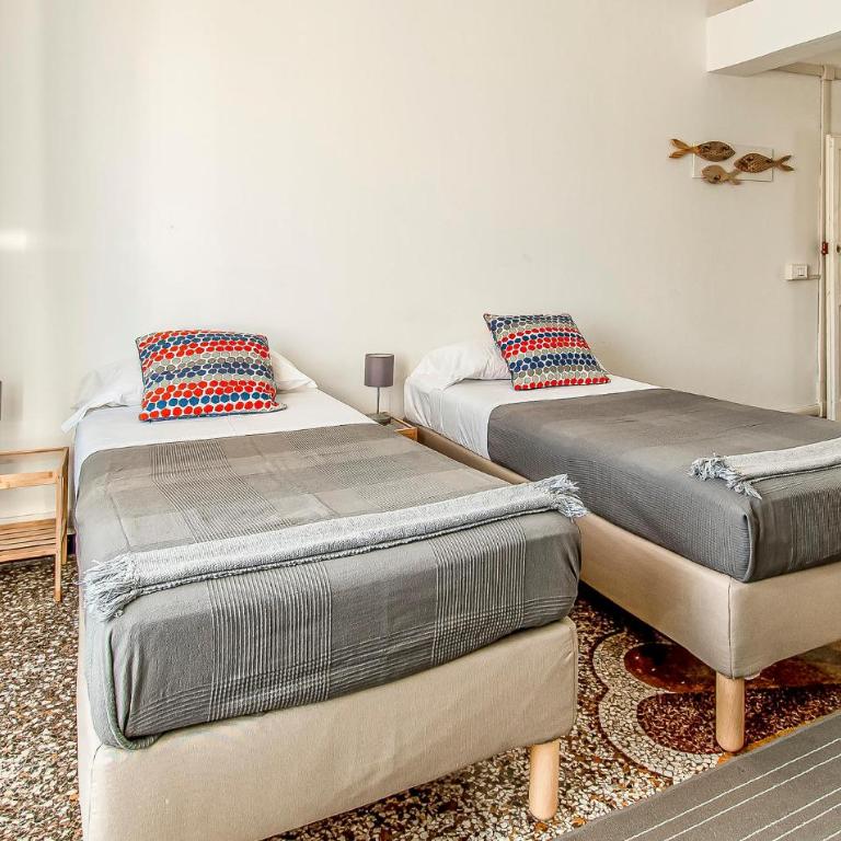 Beautiful Apartment In Genova With Wifi - Appartamento con 4 Camere da Letto - 18