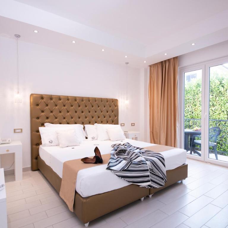 Ludwig Boutique Hotel & Spa - Camera Matrimoniale con Balcone - 14