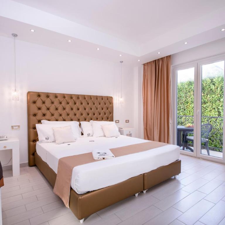 Ludwig Boutique Hotel & Spa - Camera Matrimoniale con Balcone - 4