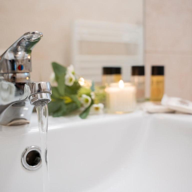 Puglia5stars Stazione Centrale Urban Green - Two-Bedroom Apartment - 12