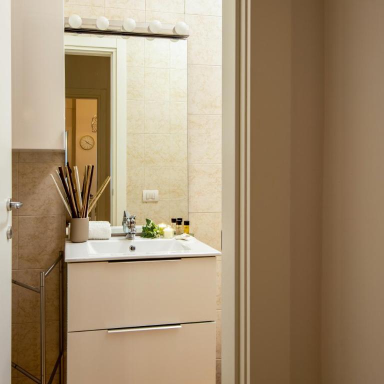 Puglia5stars Stazione Centrale Urban Green - Two-Bedroom Apartment - 10