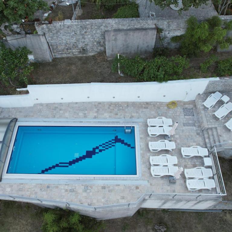 Apartment Bayer - Two-Bedroom Apartment - 2