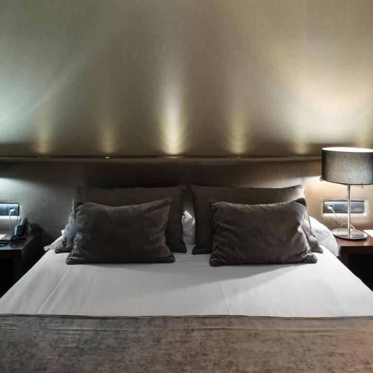 Catalonia Avinyo - Superior Double or Twin Room - 1