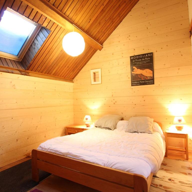 Triplex 6 Pers avec Balcon, Secteur Calme à Saint-Chaffrey, Proche Navette Skieur - Appartement 2 Chambres - 10
