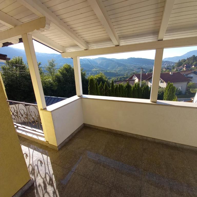 Villa Ajka - Vila sa Sopstvenim Bazenom - 41