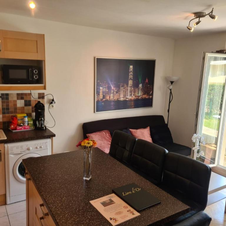 Appartement avec rez de jardin à Disneyland - Appartement - Rez-de-Chaussée - 2