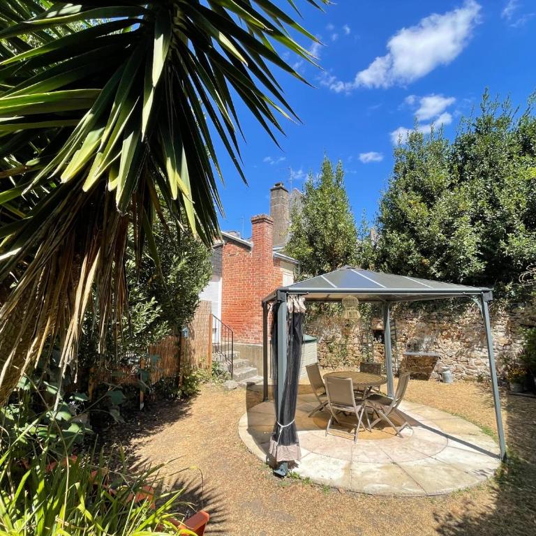 Le Patio, coeur de ville avec garage et jardin - Appartement 1 Chambre - 8