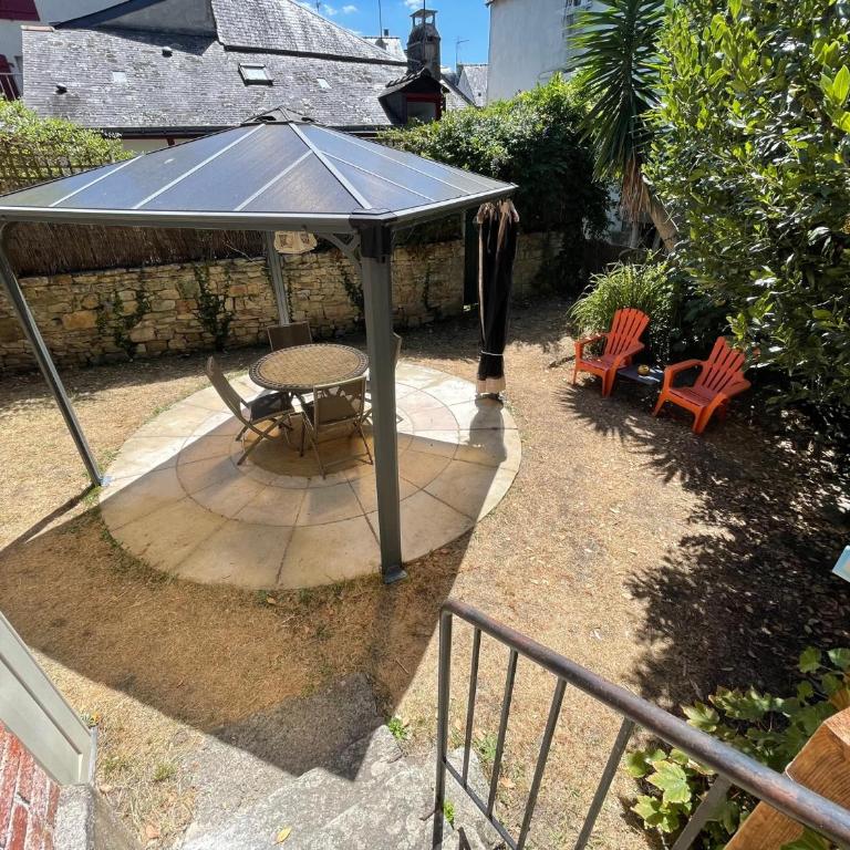 Le Patio, coeur de ville avec garage et jardin - Appartement 1 Chambre - 4