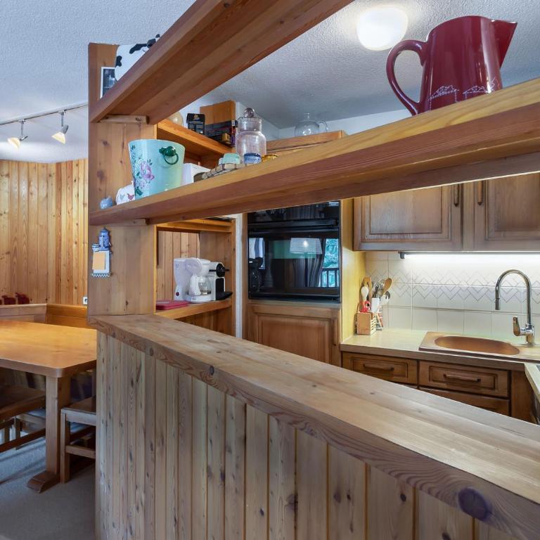 Duplex 3 Pièces avec Mezzanine, Centre de Val d'Isère, Proche des Pistes, Parking et Cheminée - Appartement 2 Chambres - 4