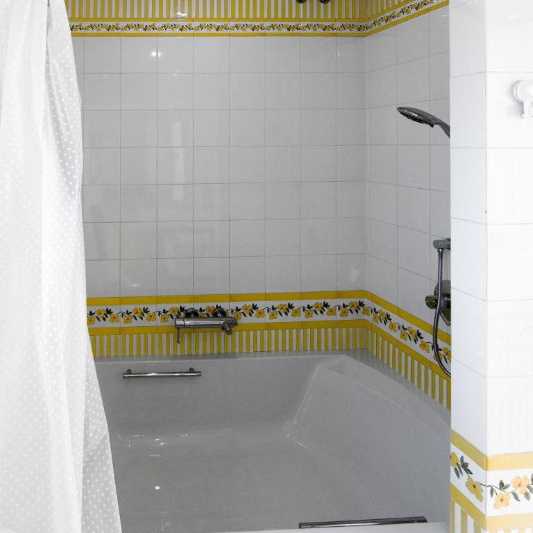 Ático con terraza Centro Ciudad - Apartamento de 1 dormitorio - 14