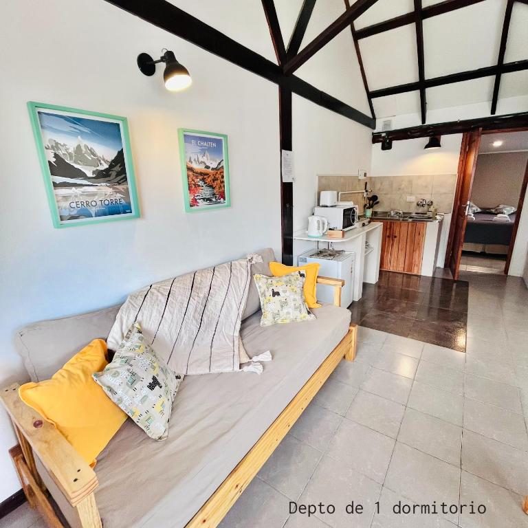 Nikeu Aparts - One-Bedroom Apartment - 8