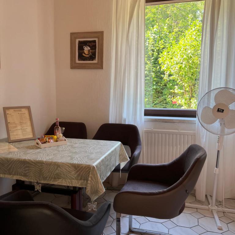 Ferienhaus Seeröschen - Gesamte Unterkunft - Haus mit 2 Schlafzimmern - 7