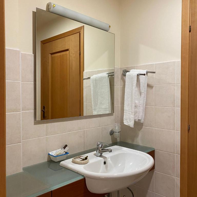 Casa Vacanze Il Giardino Dei Girasoli - Apartment - Ground Floor - 6