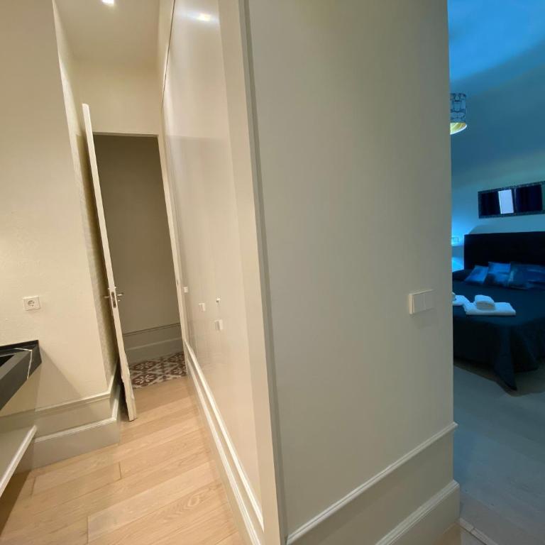 Ever House - CHUECA-GRAN VIA - Three-Bedroom Apartment - 54