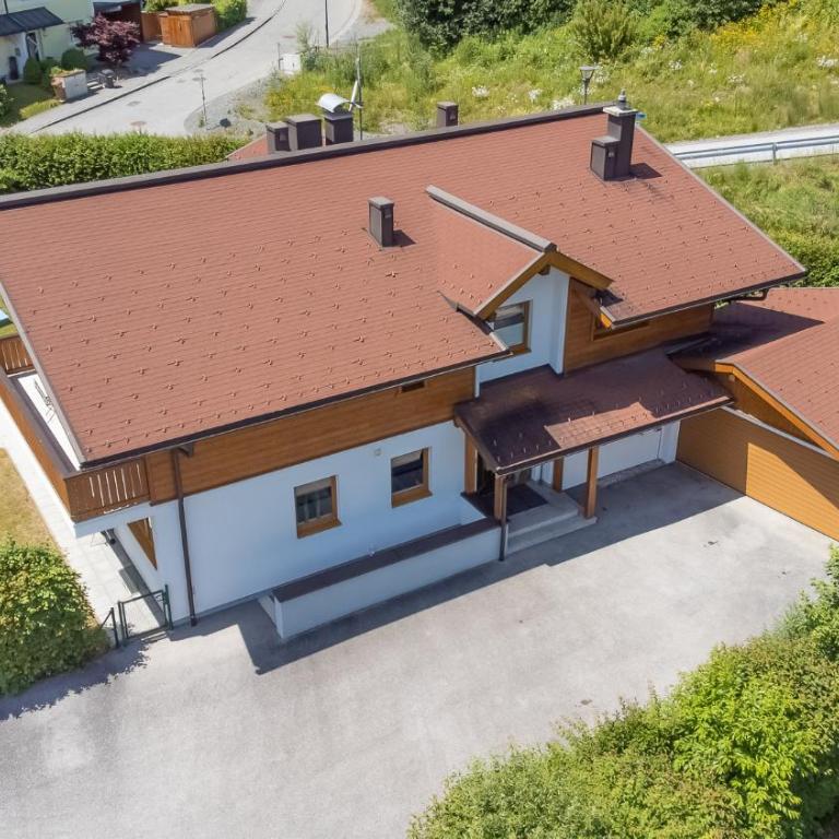 Kaprun Biggest Chalet Helen - 5 Bedrooms, 7 Bathrooms, Air Condition - Haus mit 5 Schlafzimmern - 2