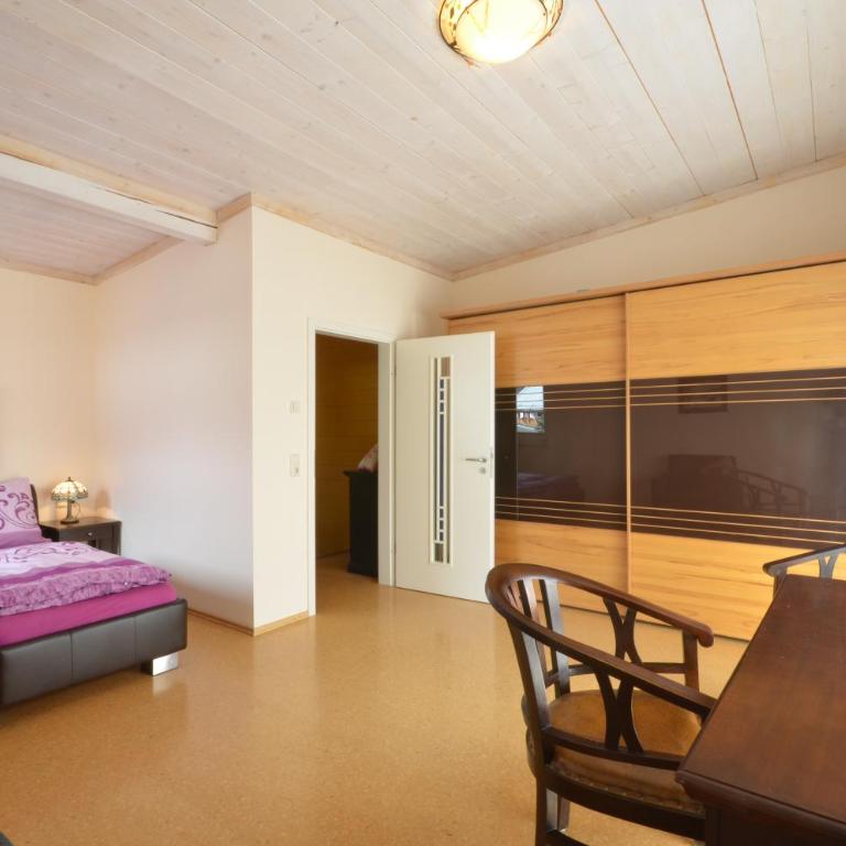 Chalet Yulia - Apartment mit Blick auf die Berge - 16