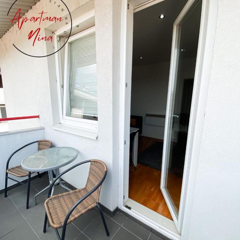 Stan na dan Nina - Pale Centar - Standardni Apartman - 3