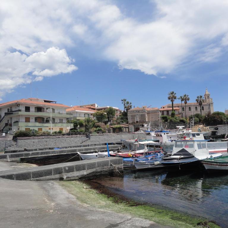 Acirealevacanze - Romantica Camera sul Mare - Appartamento Monolocale con Vista Mare - 11