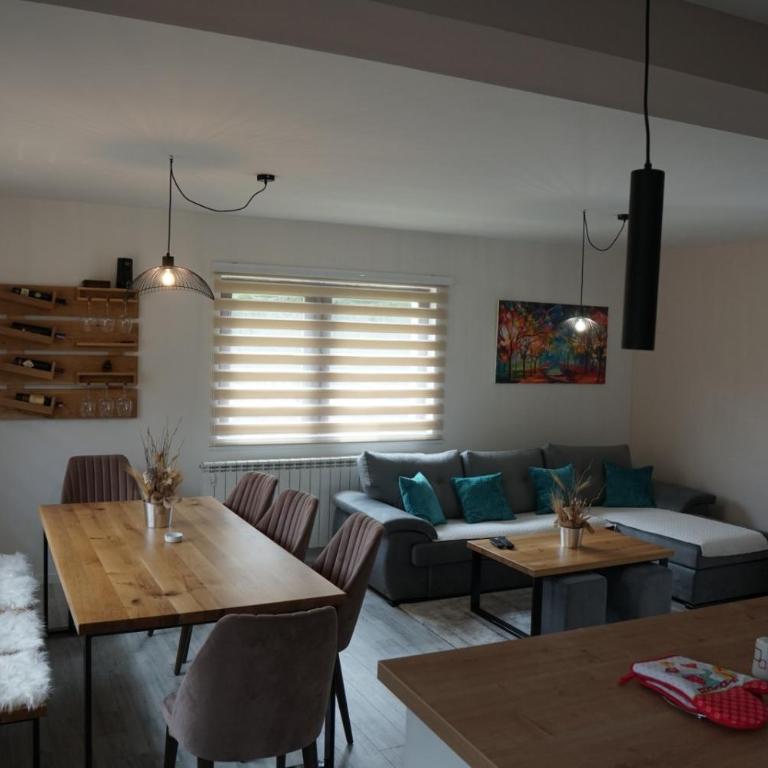 Kuca za odmor E BAS TU - Three-Bedroom House - 6