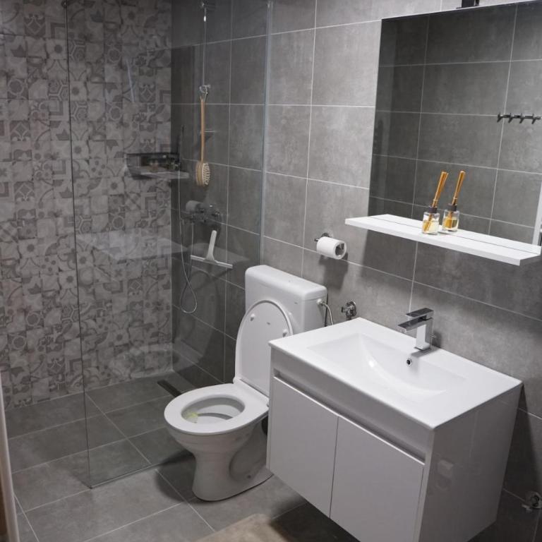 Kuca za odmor E BAS TU - Three-Bedroom House - 21