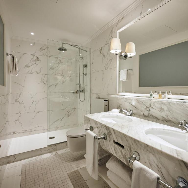 Victoria Jungfrau Grand Hotel & Spa - Deluxe Double Room - 5