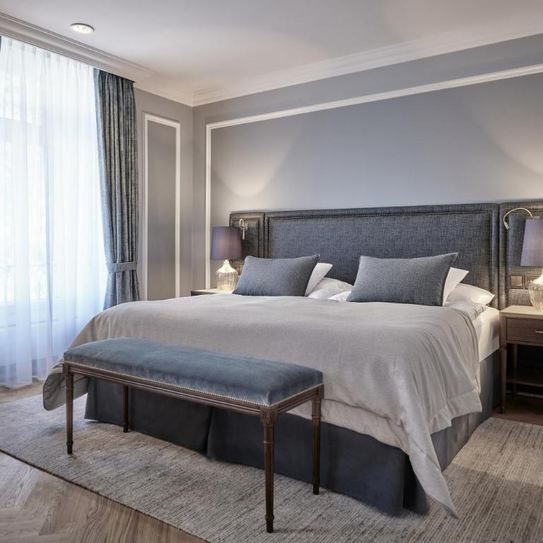 Victoria Jungfrau Grand Hotel & Spa - Superior Junior Suite - 1