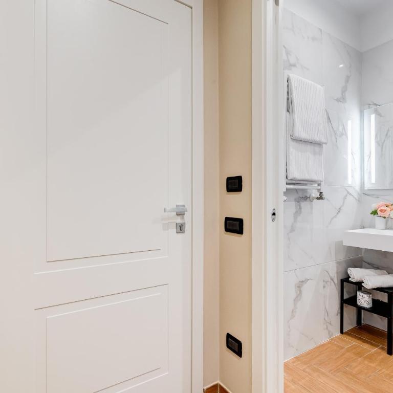 Muzio 48 Private Suites by Premium Suites Collection - Dreibettzimmer - 18