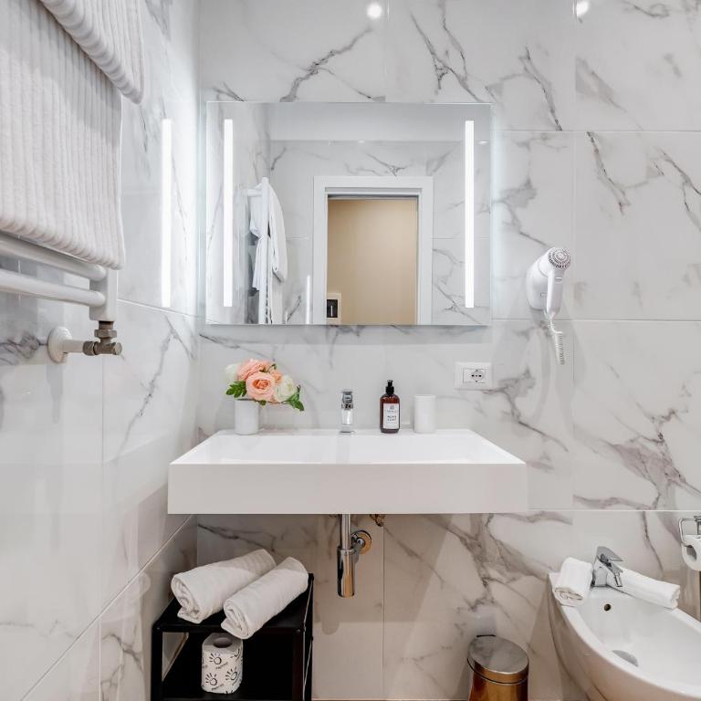 Muzio 48 Private Suites by Premium Suites Collection - Dreibettzimmer - 6
